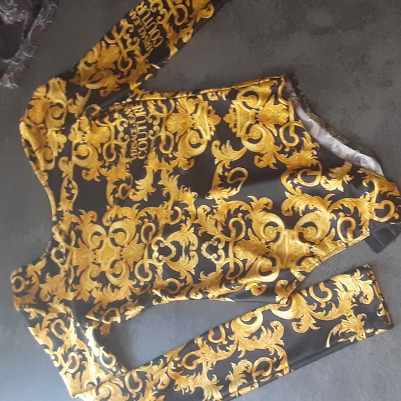 Versace - Picture 10 of 10